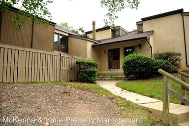 Main picture of 11245 Crystal Run