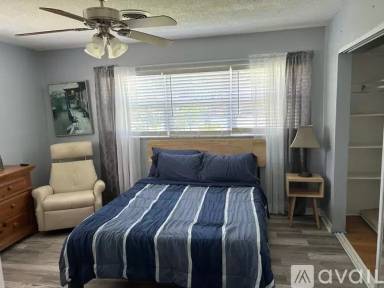 Main picture of 6884 22nd Way S