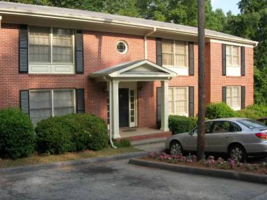 Main picture of 139 E Hill St