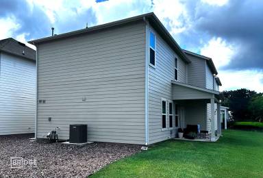 Main picture of 351 Huisache St