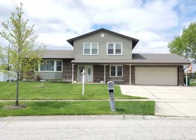 Main picture of 1595 Oregon Trl