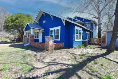 Main picture of 526 W Comanche St