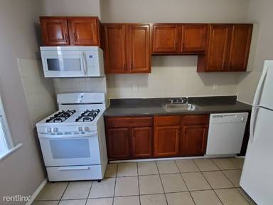 Main picture of 195 Armstrong Ave