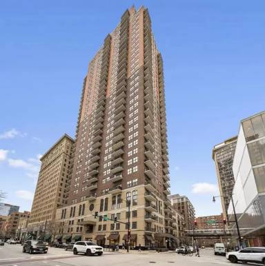 Main picture of Forty-One East Eighth