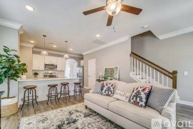 Main picture of 238 Mansfield Dr