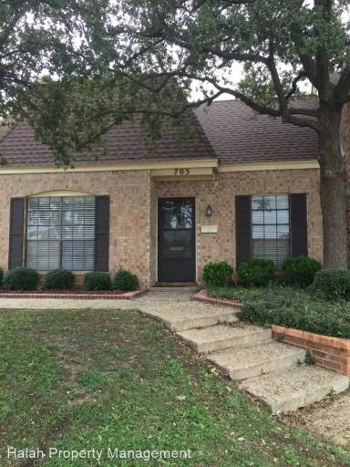 Main picture of 705 Melton Aly