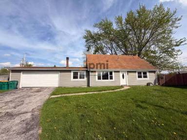 Main picture of 365 Raven Ct