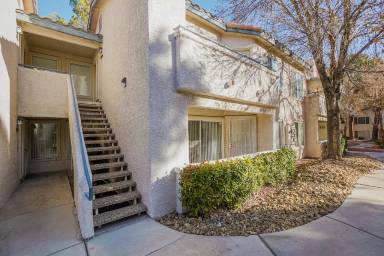 Main picture of 5196 Mandalay Springs Dr