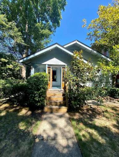 Main picture of 1627 Pearl St