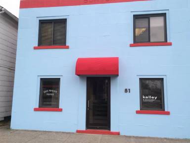 Main picture of 51 N 4th St