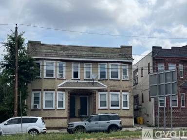 Main picture of 4366 N 43rd St