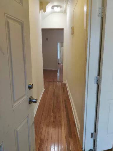 Main picture of 1800 Saint Johns Pl