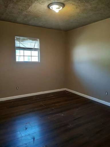 Main picture of 2300 Keystone Dr
