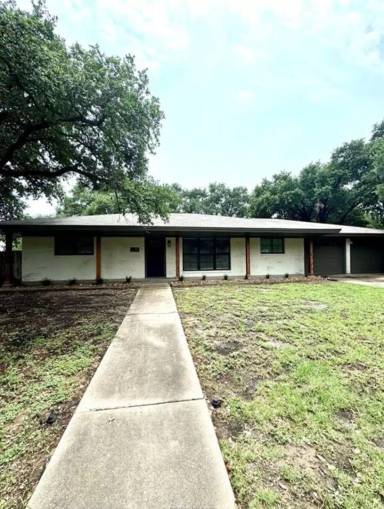 Main picture of 313 Borderbrook Dr