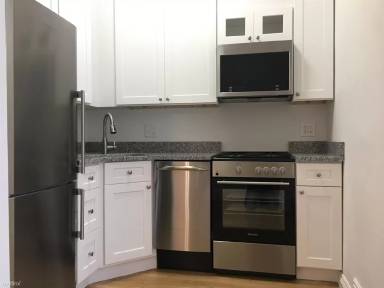 Main picture of 294 Commonwealth Ave