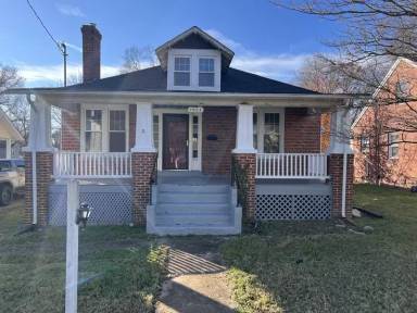 Main picture of 1403 Byron St