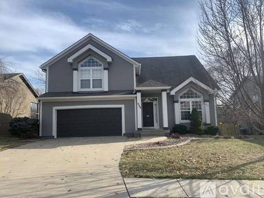 Main picture of 230 NE Chateau Dr