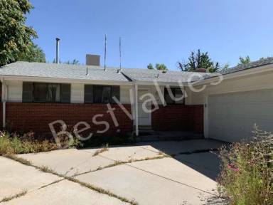 Main picture of 8536 Eaton St