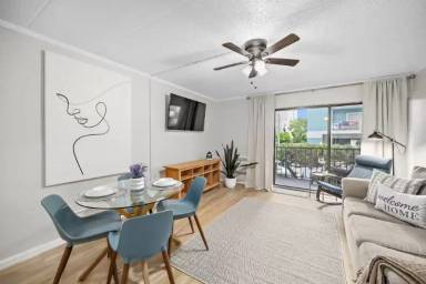 Main picture of 16 51st St
