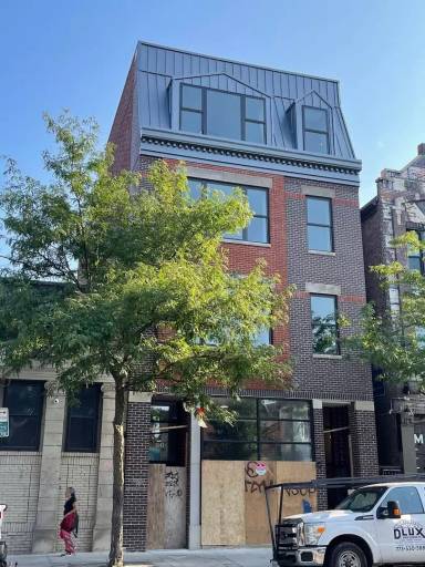 Main picture of 1515 W 18th St