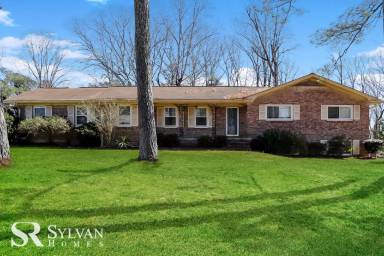 Main picture of 3722 Snapfinger Rd