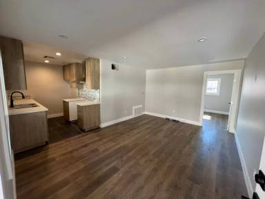 Main picture of 6948 Vesper Ave