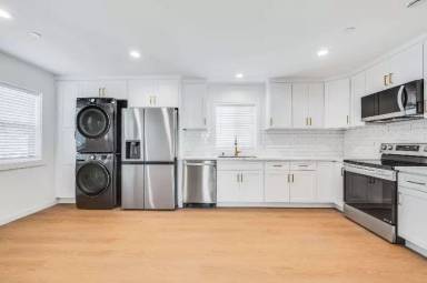 Main picture of 4643 Pepperwood Ave