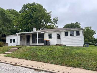 Main picture of 115 E Cottage Grove Ave