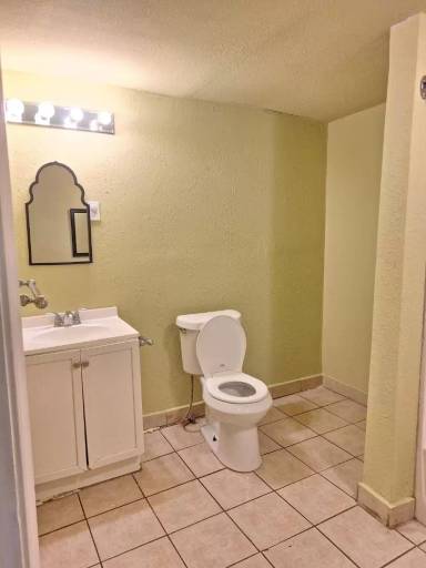 Main picture of 111 W Dunnam St