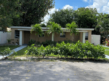 Main picture of 6320 Lincoln St