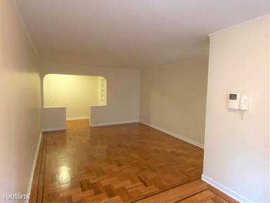 Main picture of 124 E 24th St