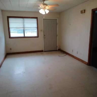 Main picture of 1816 Indiana Ave