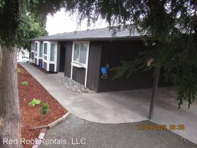 Main picture of 3632 S Alaska St