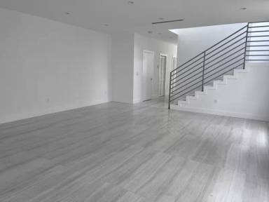 Main picture of 1352 SW 22nd Ter