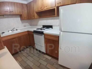 Main picture of 1019 East Broadway Street - 4