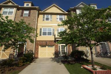 Main picture of 202 Linden Park Ln