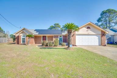 Main picture of 9880 Creet Cir