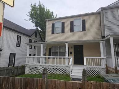 Main picture of 1352 Valley Pl SE