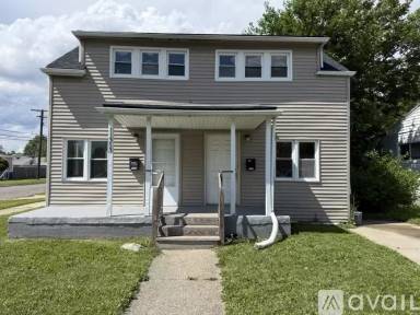 Main picture of 11353 Maxwell Ave
