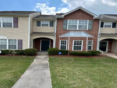 Main picture of 3150 Oakley Pl