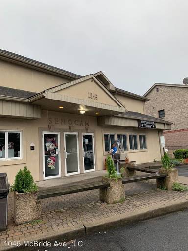 Main picture of 1045 McBride Ave