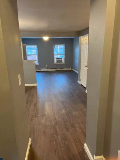 Main picture of 421 Dickinson St