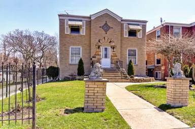 Main picture of 2235 N Harlem Ave