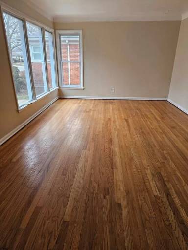 Main picture of 21910 Harding St