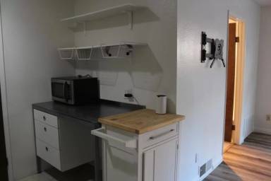 Main picture of 1558 Summit Ave
