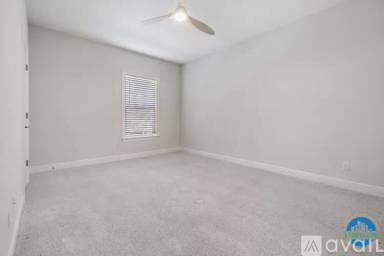 Main picture of 3104 W Bay Villa Ave