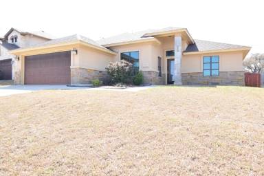 Main picture of 7103 Andalucia St