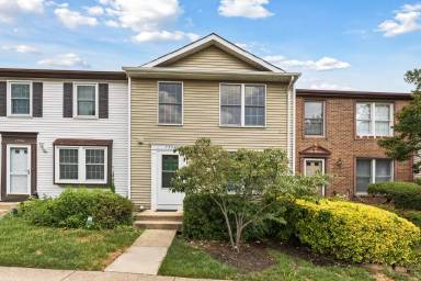 Main picture of 7994 Tyson Oaks Cir