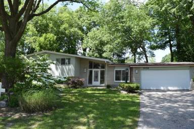 Main picture of 5558 Haverhill