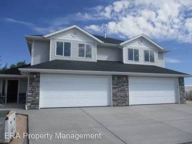 Main picture of 2635 N Shady Place Ln